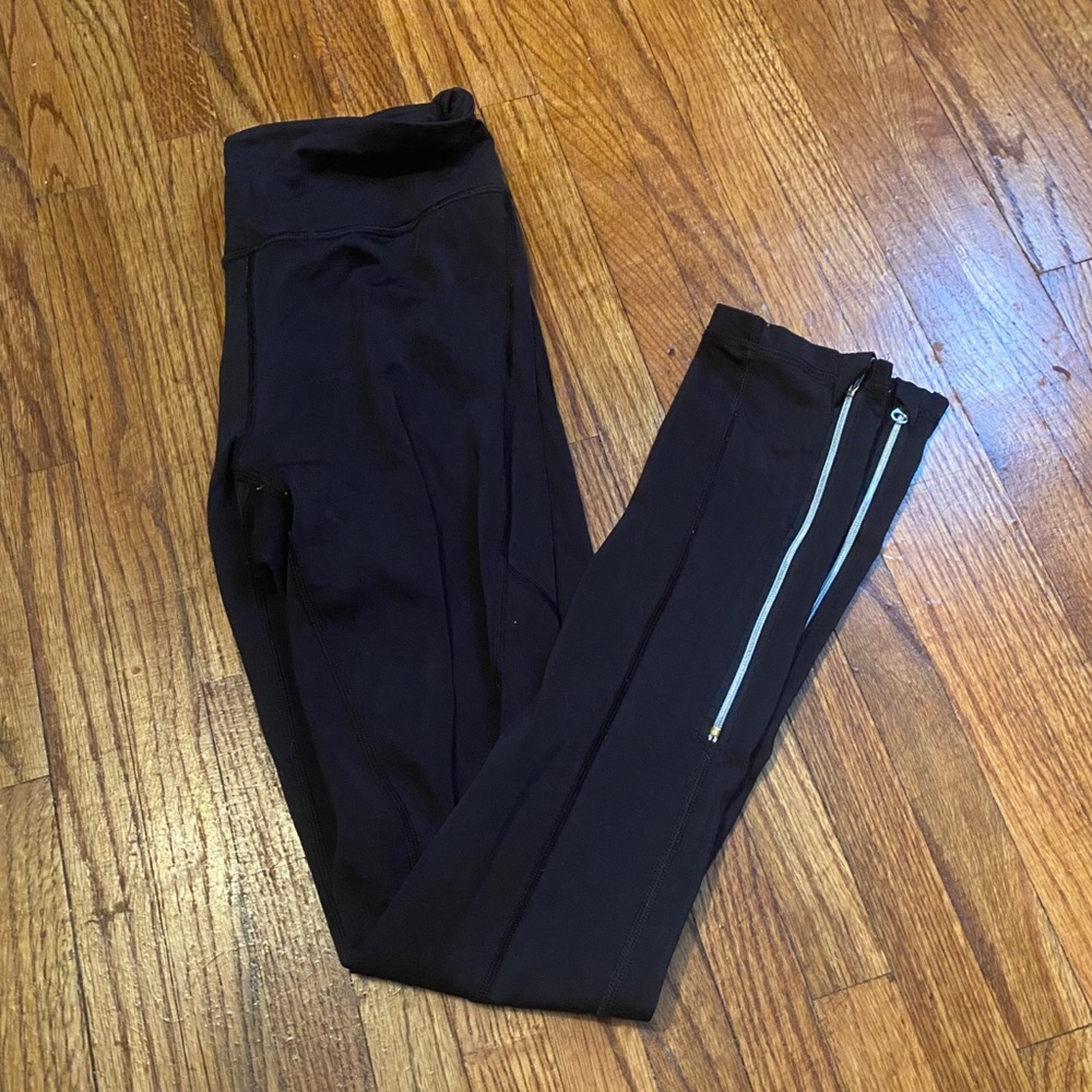 Black victoria secret leggings!